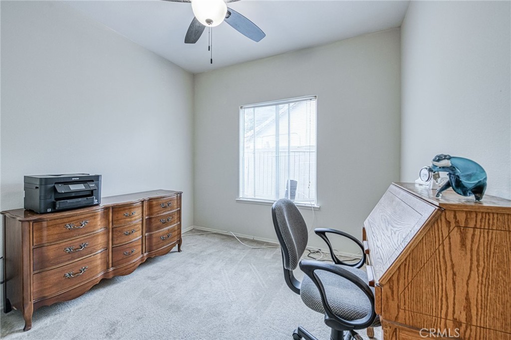 10588 E Fieldstone Ave, Clovis, CA 93619