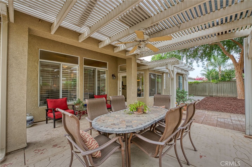 10588 E Fieldstone Ave, Clovis, CA 93619