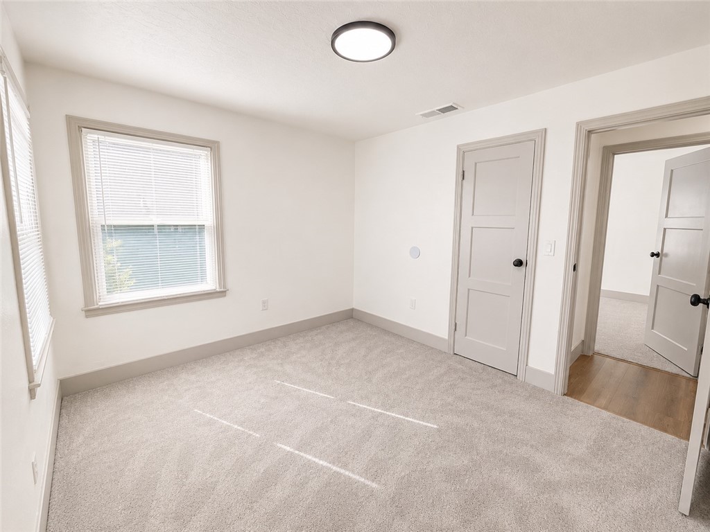 3243 E Platt, Fresno, CA 93702