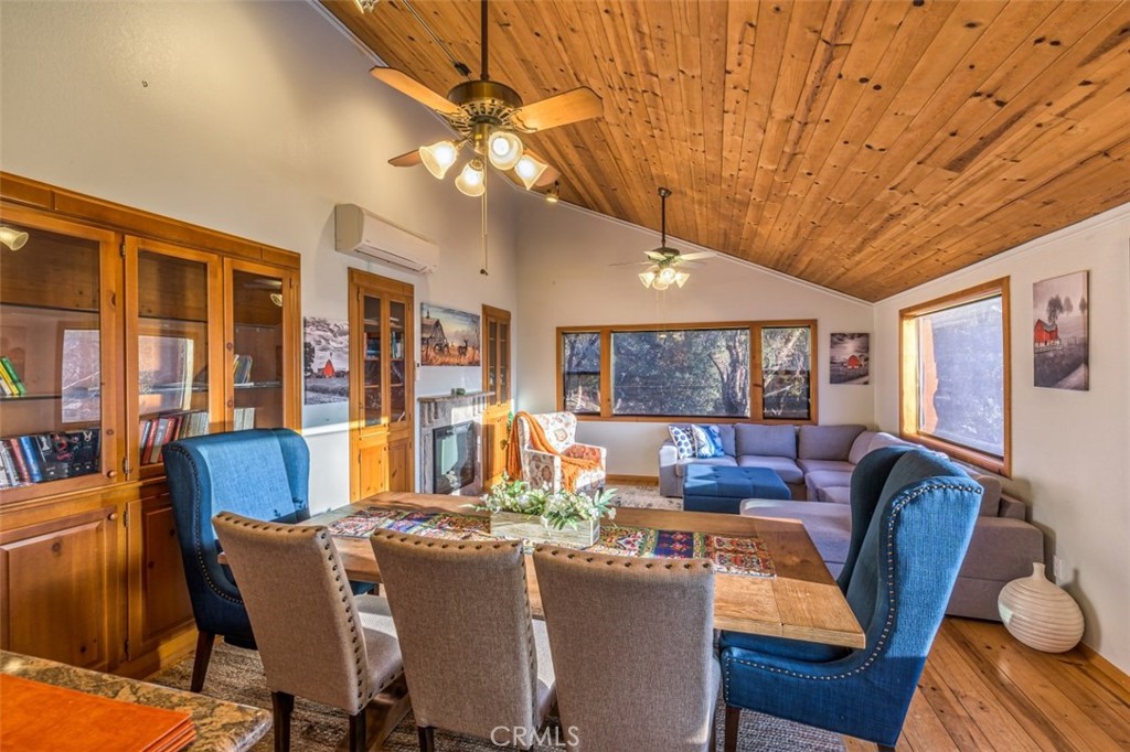 42203 Oak Ln, Oakhurst, CA 93644