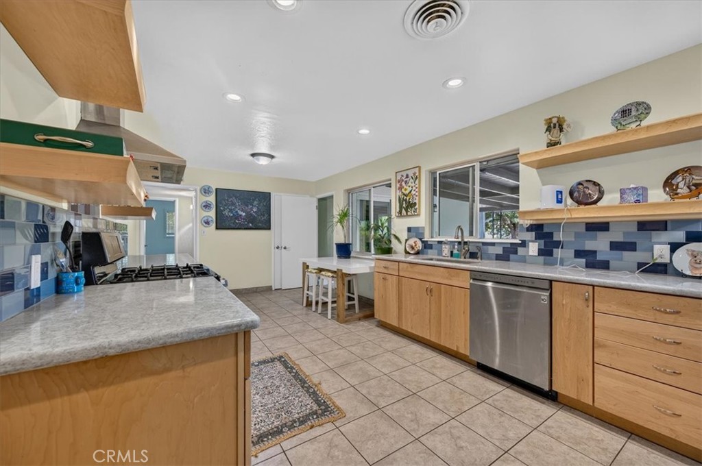 226 W Gettysburg, Fresno, CA 93705