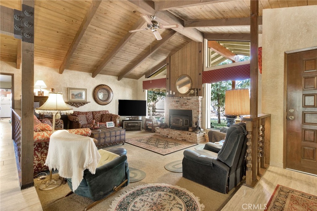 11801 N Mckelvy, Clovis, CA 93619