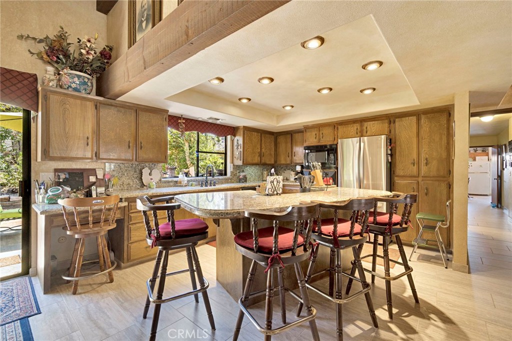 11801 N Mckelvy, Clovis, CA 93619