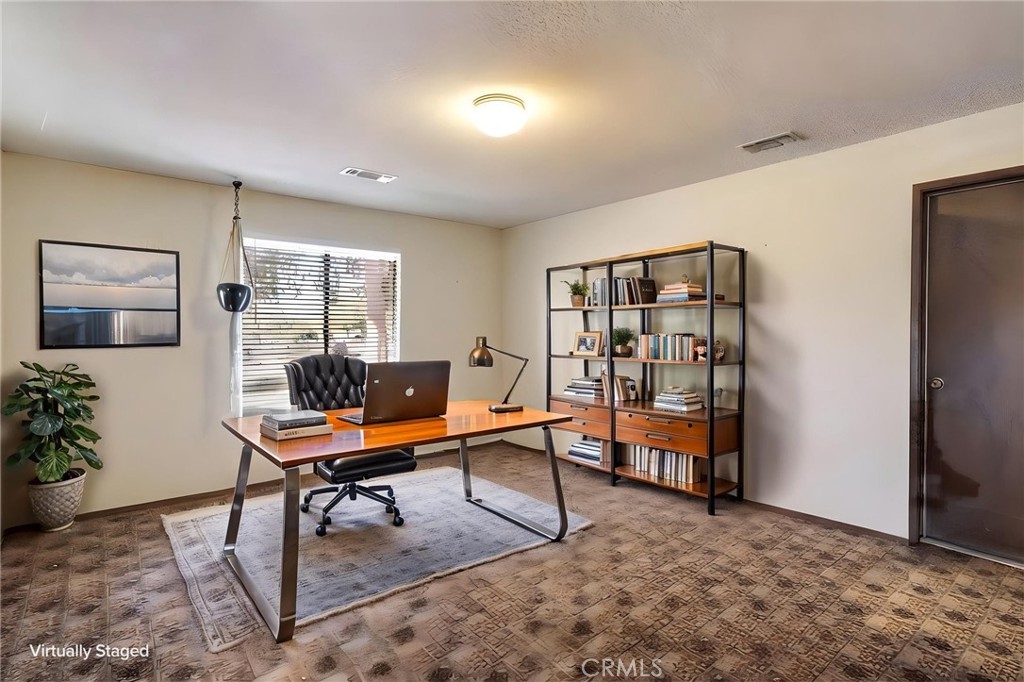 11801 N Mckelvy, Clovis, CA 93619