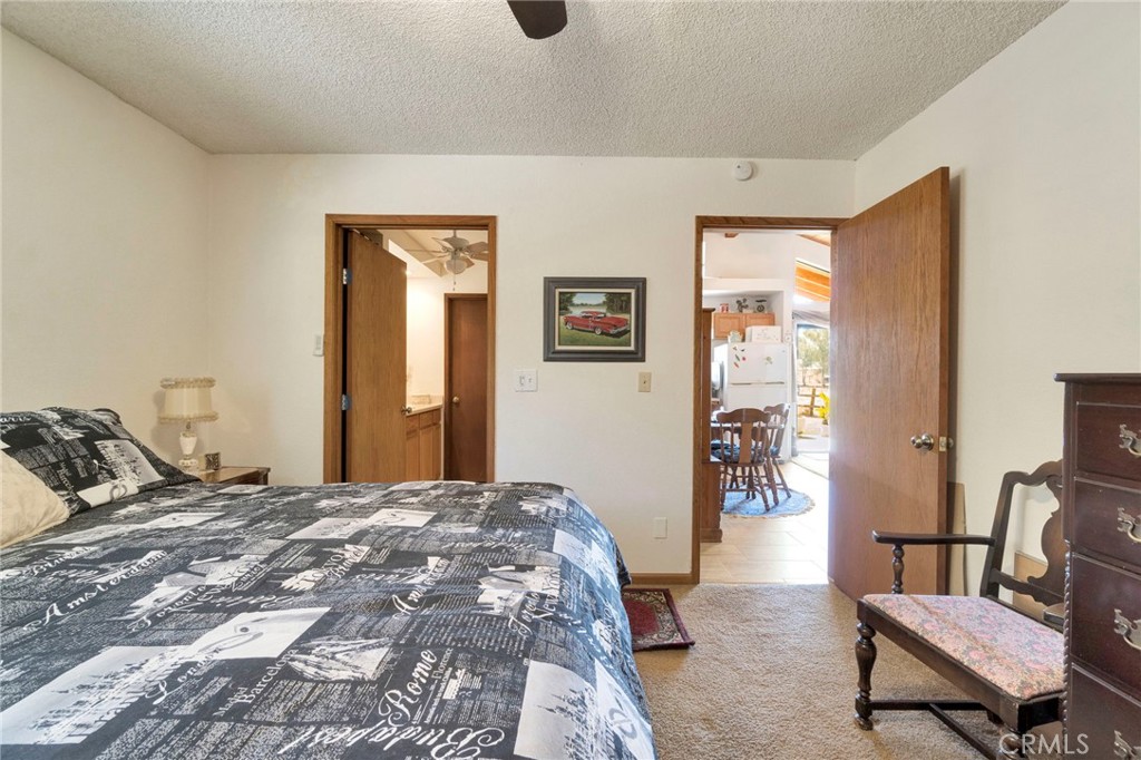11801 N Mckelvy, Clovis, CA 93619