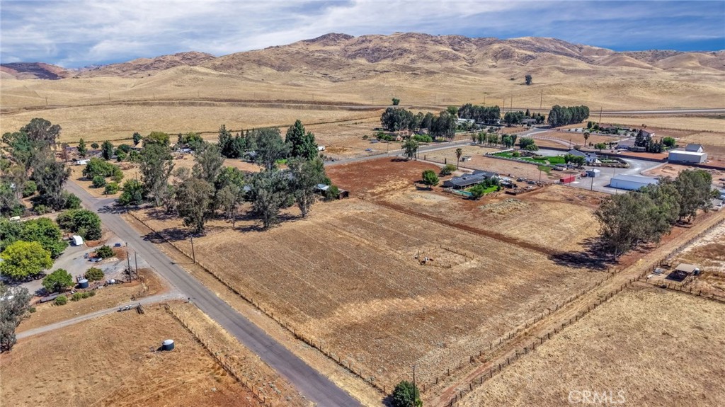 11801 N Mckelvy, Clovis, CA 93619