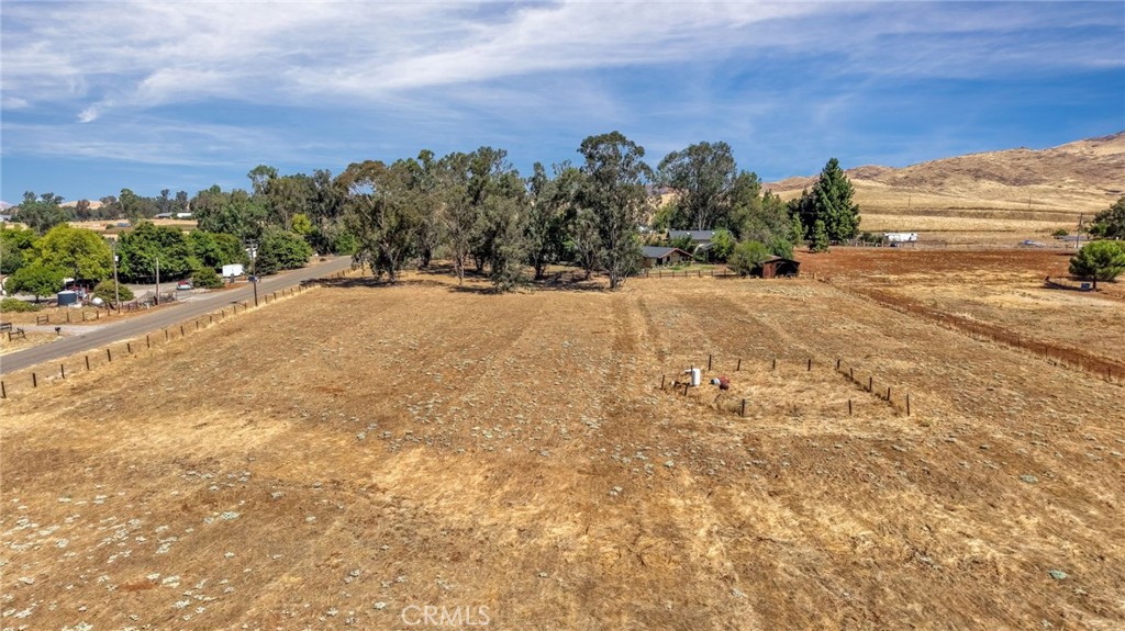 11801 N Mckelvy, Clovis, CA 93619