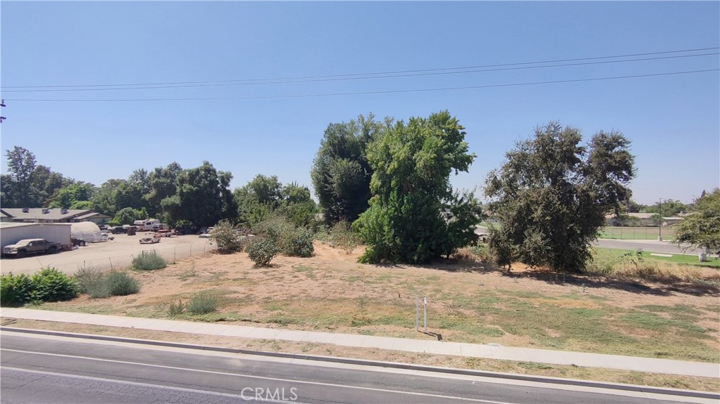 509 Farmersville Blvd, Farmersville, CA 93223