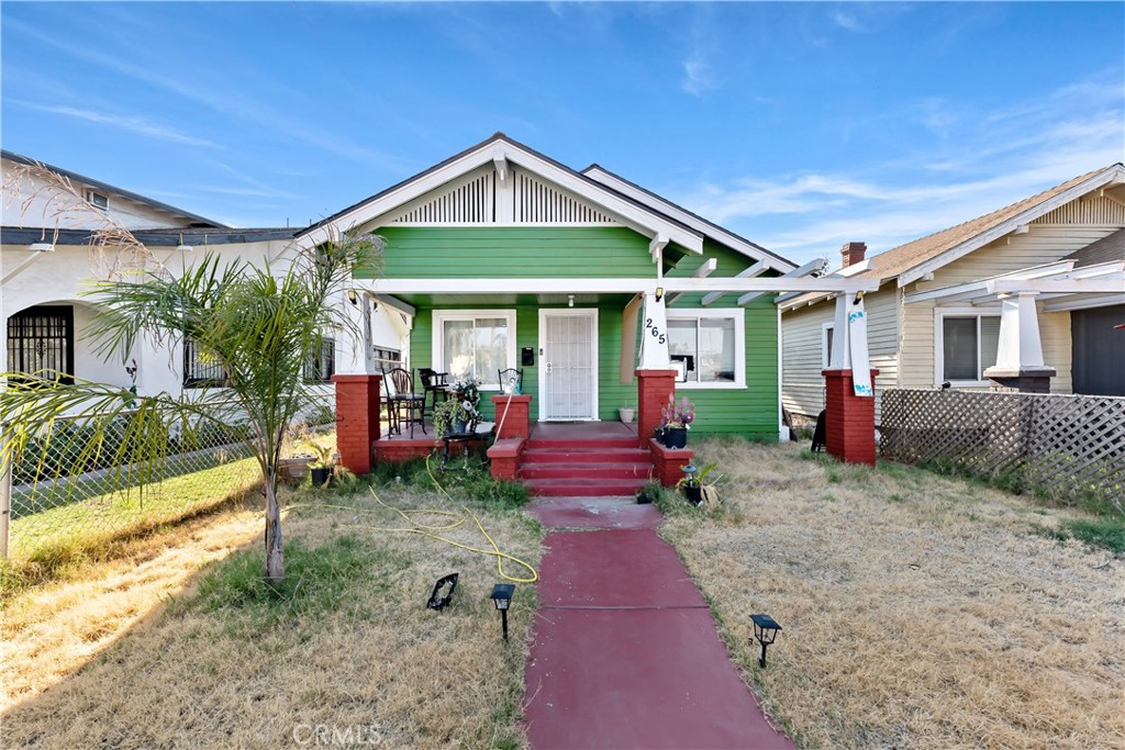 265 N Effie St, Fresno, CA 93701