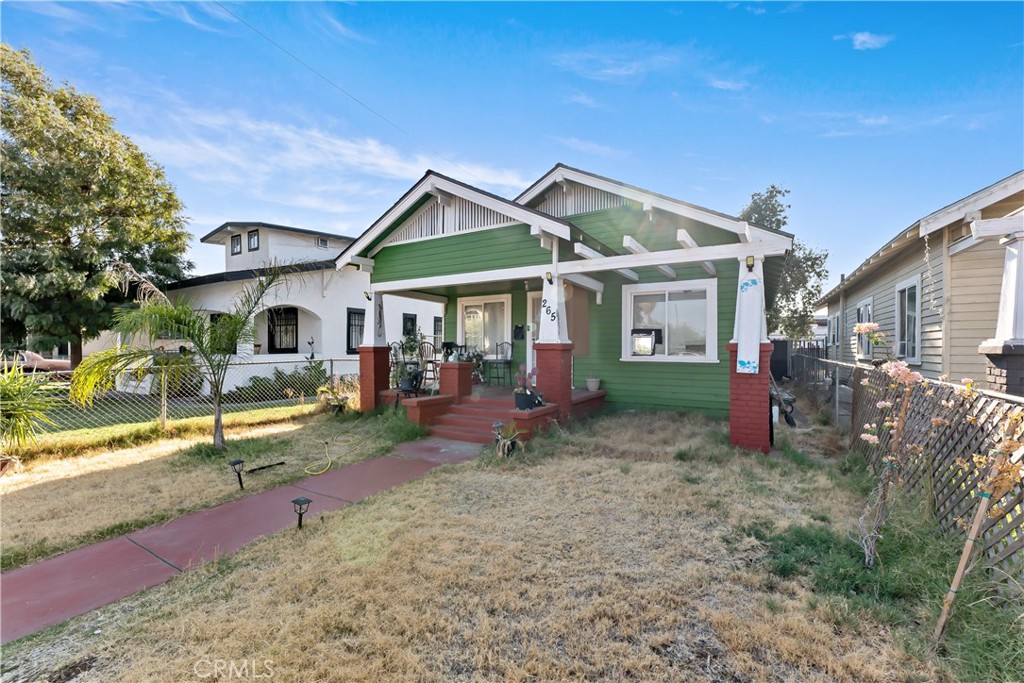 265 N Effie St, Fresno, CA 93701