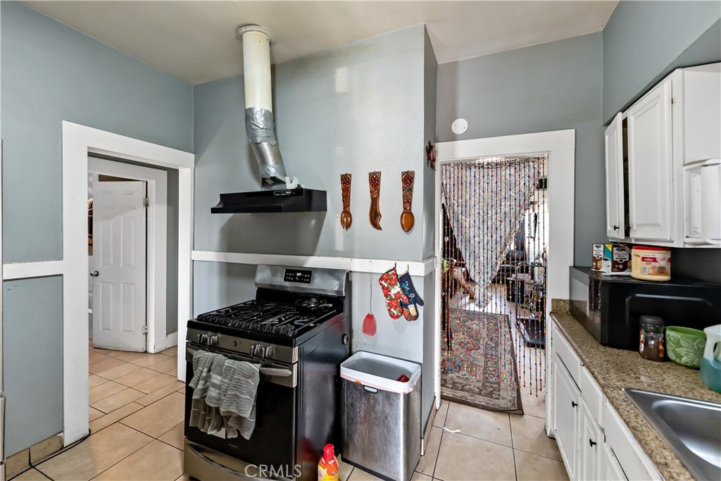 265 N Effie St, Fresno, CA 93701
