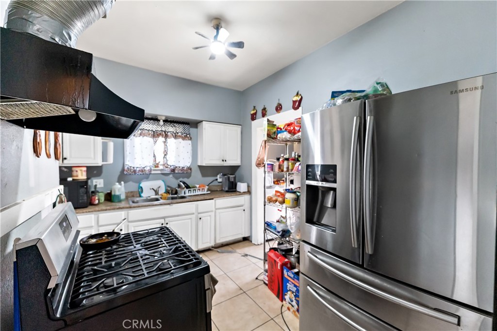 265 N Effie St, Fresno, CA 93701