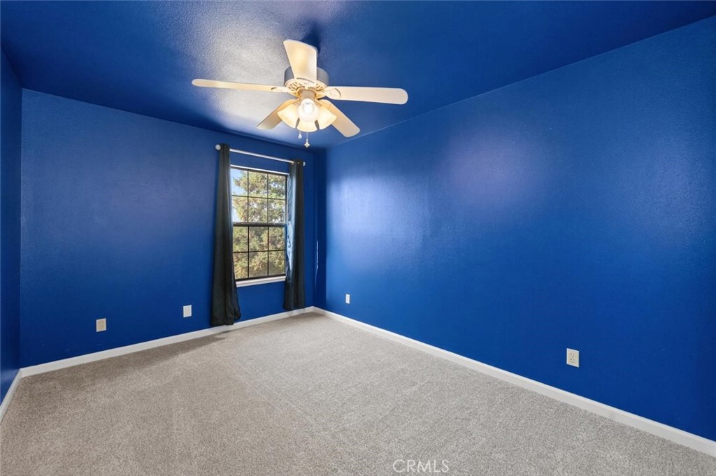 571 W Pat, Clovis, CA 93612