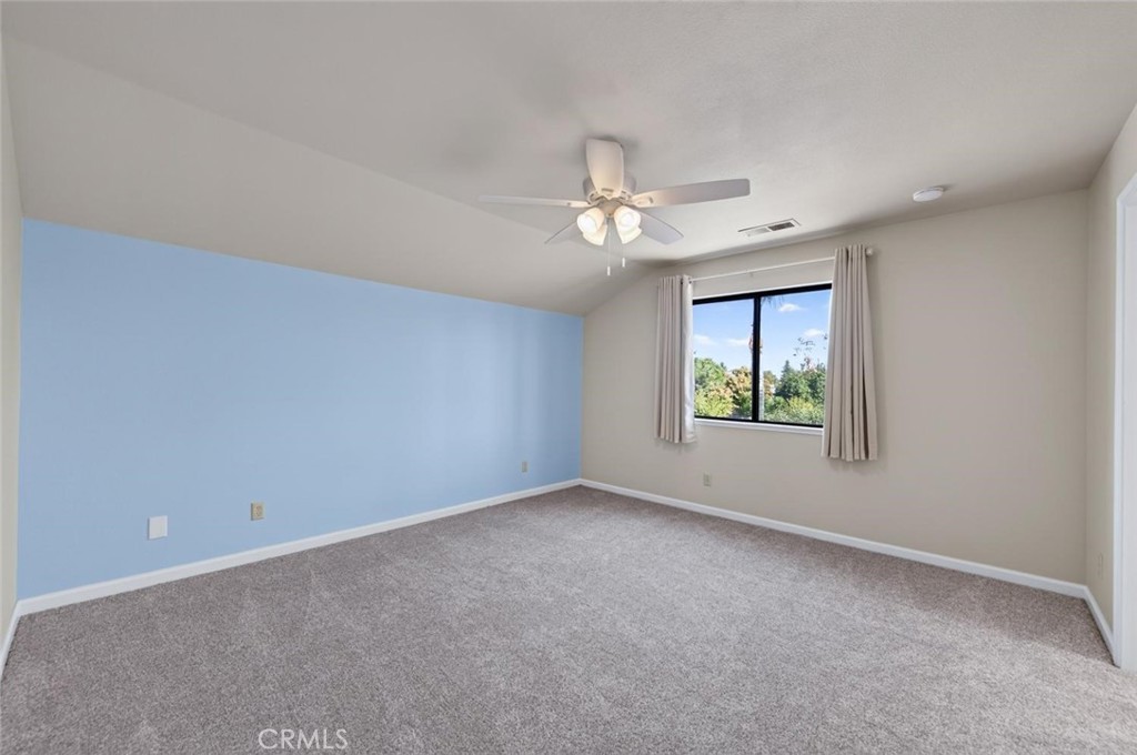571 W Pat, Clovis, CA 93612