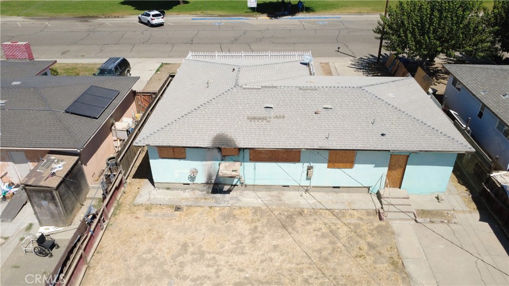 740 E Monterey, Avenal, CA 93204