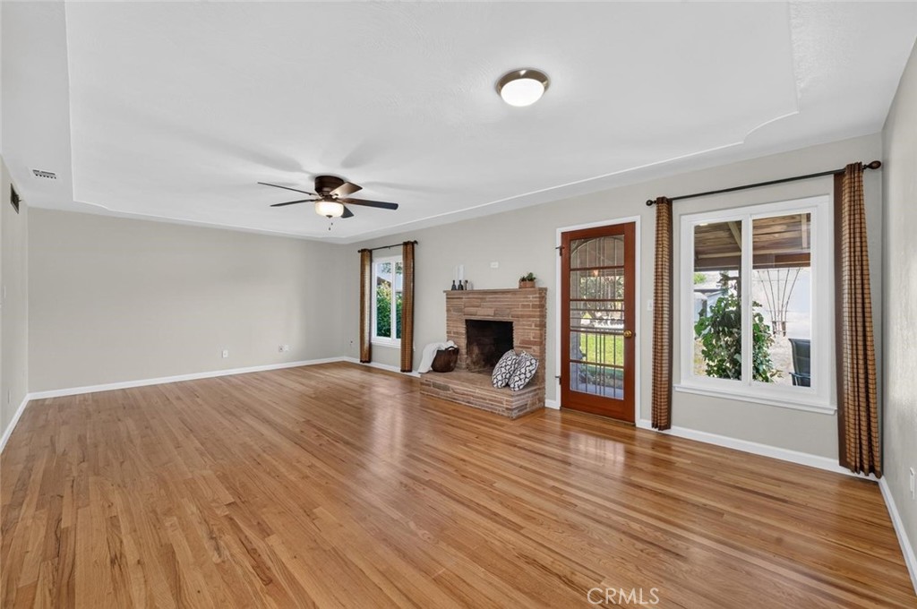 75 W Sierra, Clovis, CA 93612
