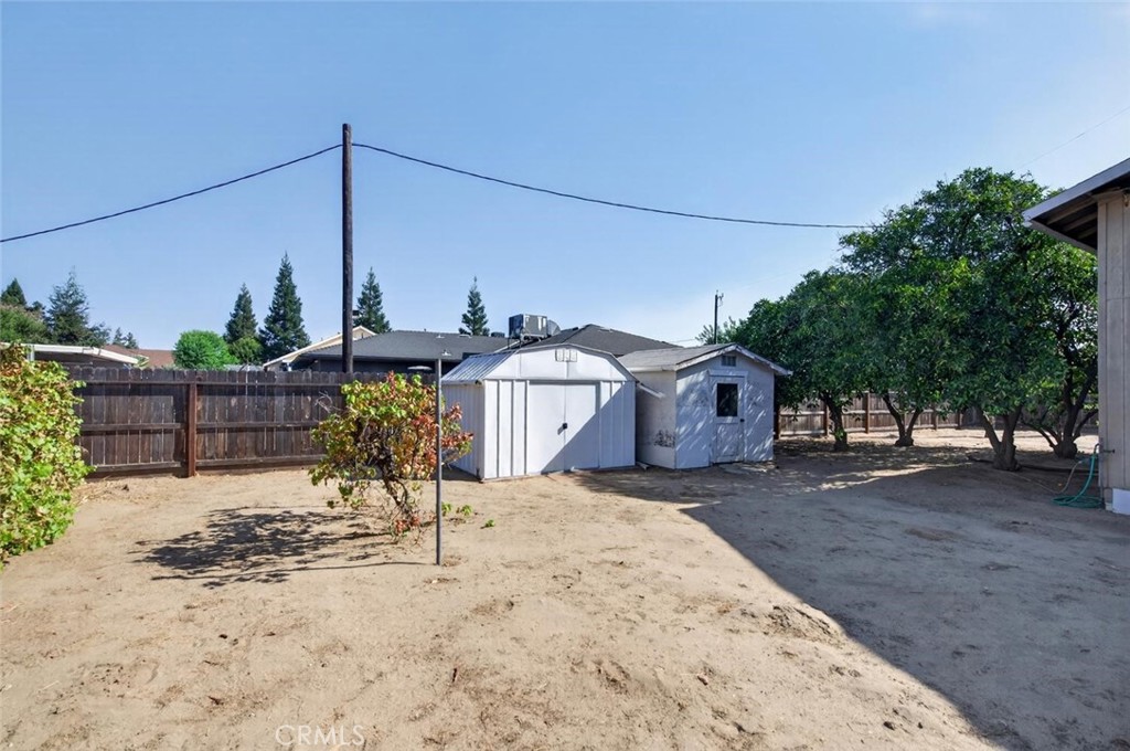 75 W Sierra, Clovis, CA 93612