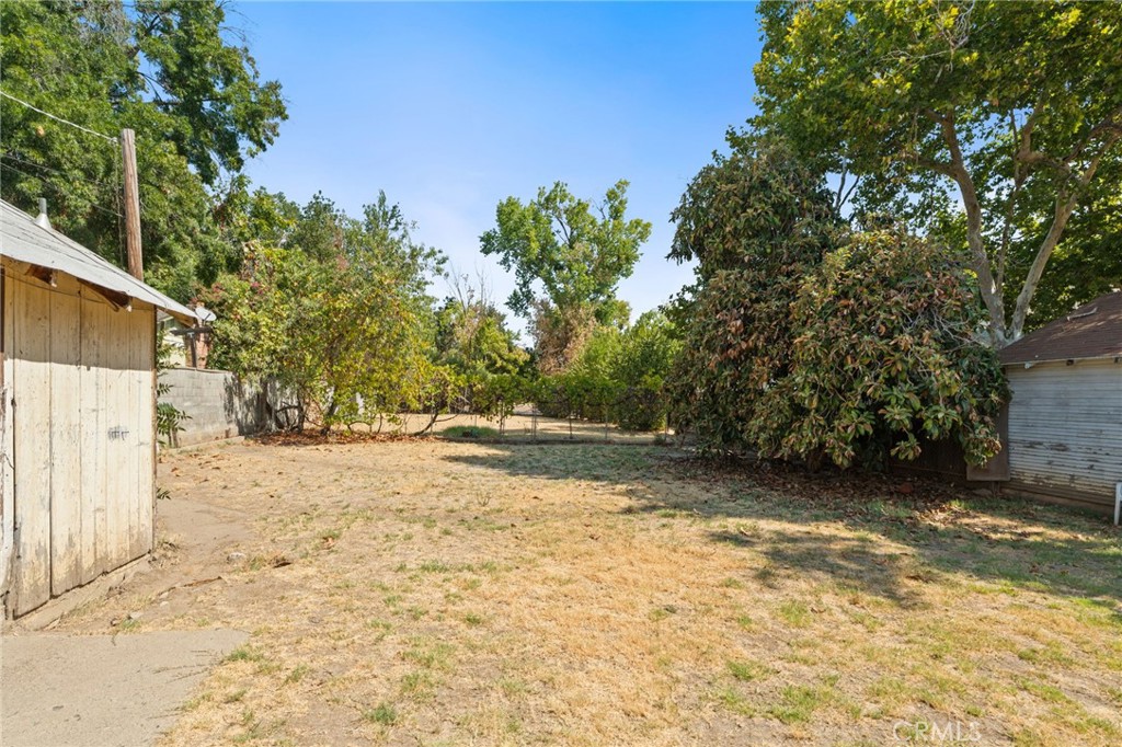 242 W 28th St, Merced, CA 95340