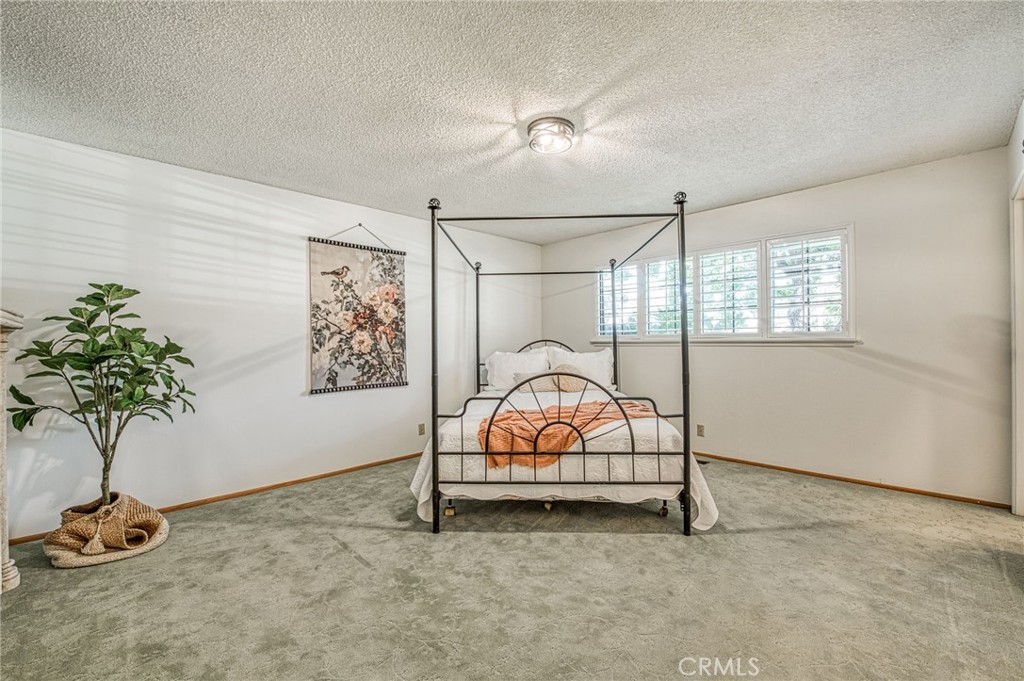 4779 N Delno Ave, Fresno, CA 93705