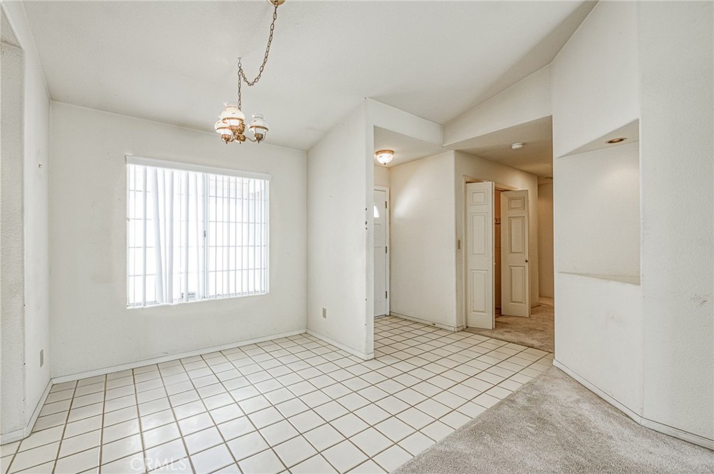 6706 N Chestnut, Fresno, CA 93710