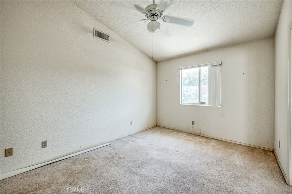 6706 N Chestnut, Fresno, CA 93710