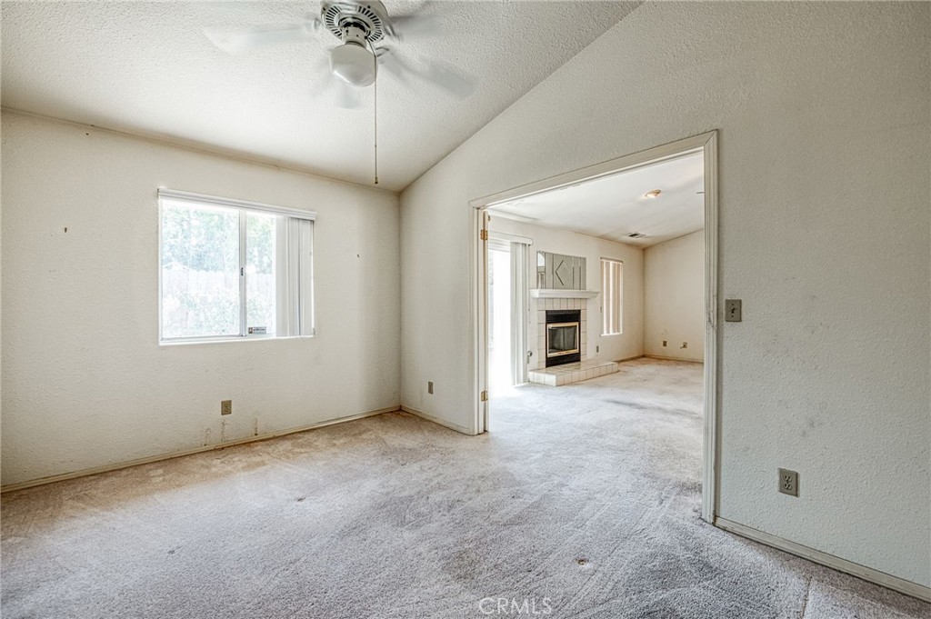 6706 N Chestnut, Fresno, CA 93710