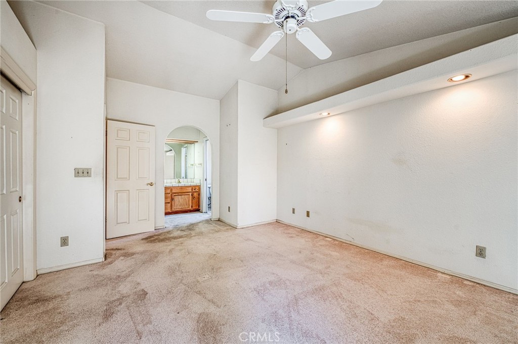 6706 N Chestnut, Fresno, CA 93710