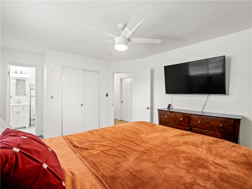 2984 E Norwich, Fresno, CA 93726