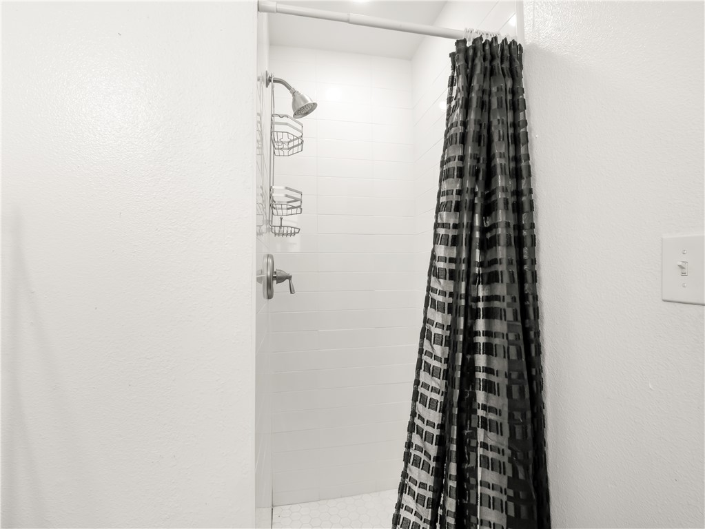 2984 E Norwich, Fresno, CA 93726