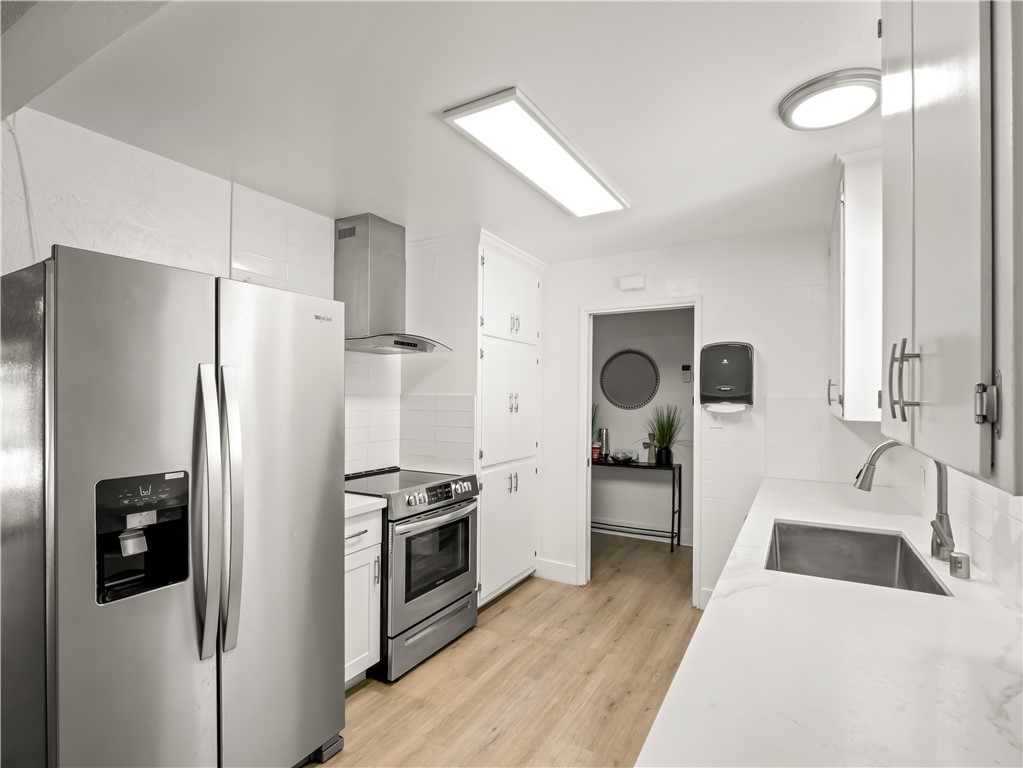 2984 E Norwich, Fresno, CA 93726