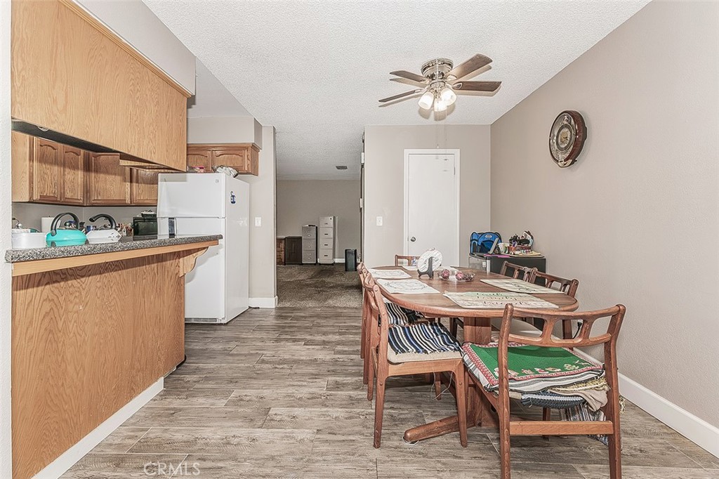 1145 Van Ct, Hanford, CA 93230