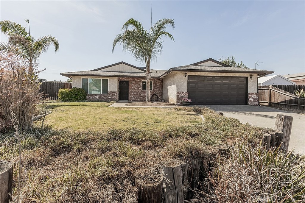 1145 Van Ct, Hanford, CA 93230