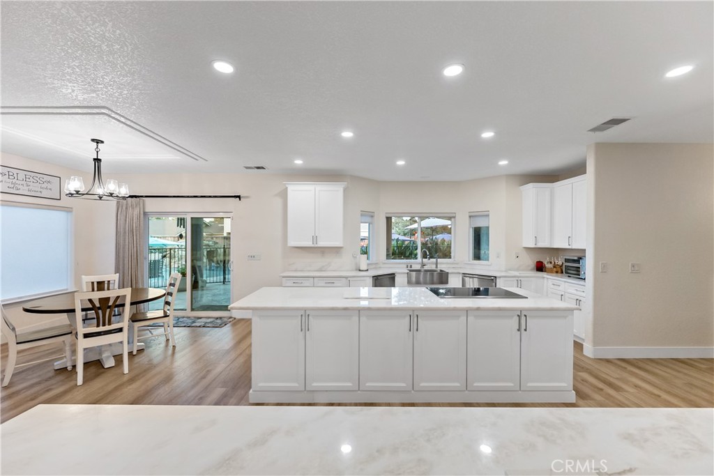 6054 N Woodson Ave, Fresno, CA 93711