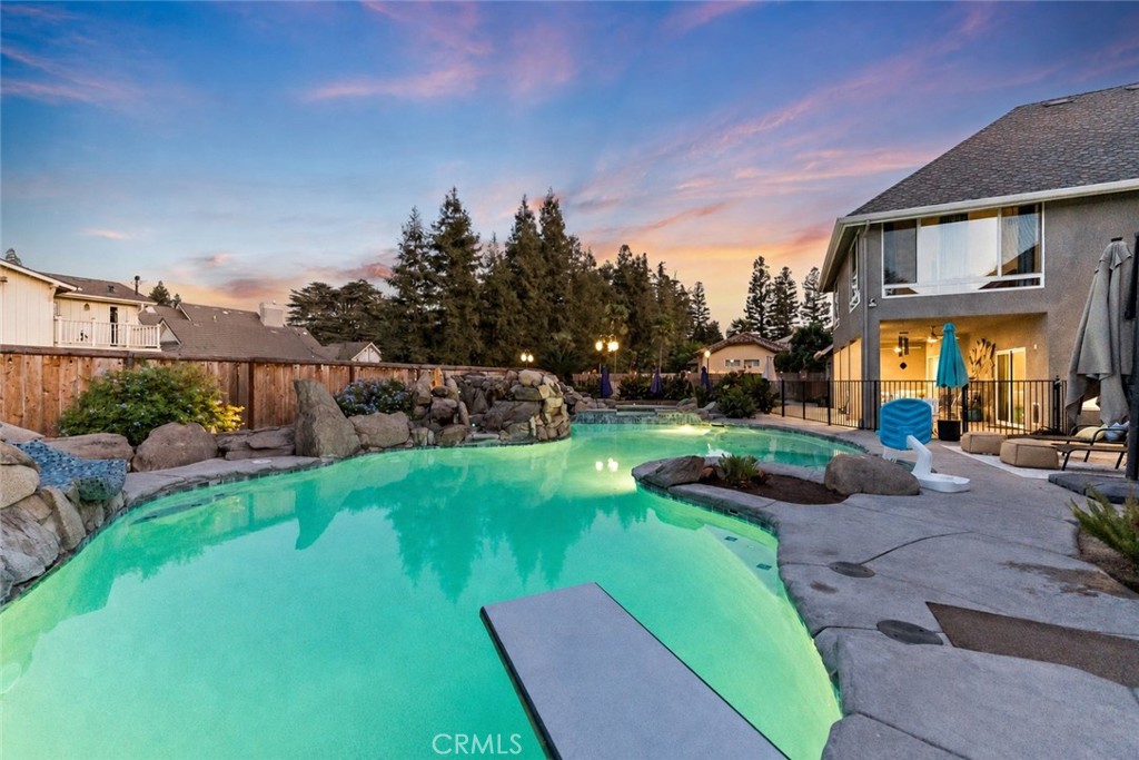 6054 N Woodson Ave, Fresno, CA 93711