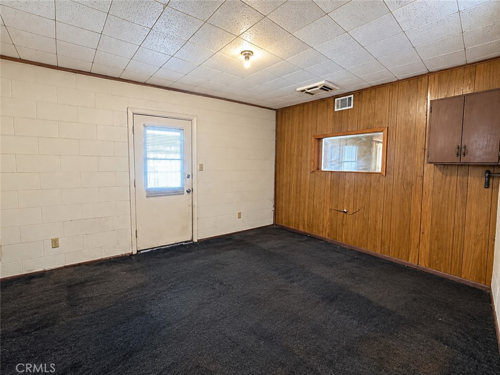 180 E Warner Ave, Fresno, CA 93710