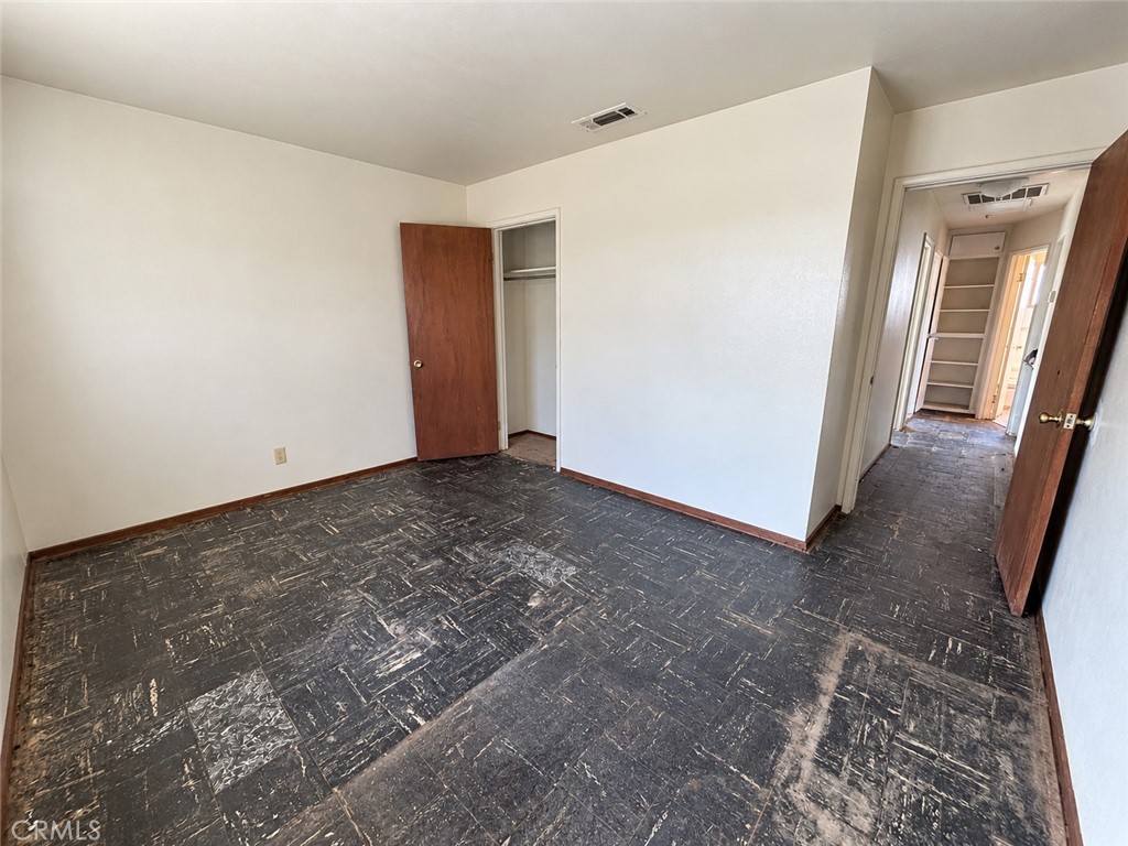 180 E Warner Ave, Fresno, CA 93710