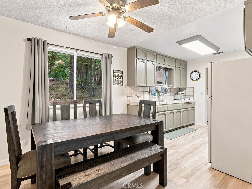 44754 Mountain Meadows, Oakhurst, CA 93644