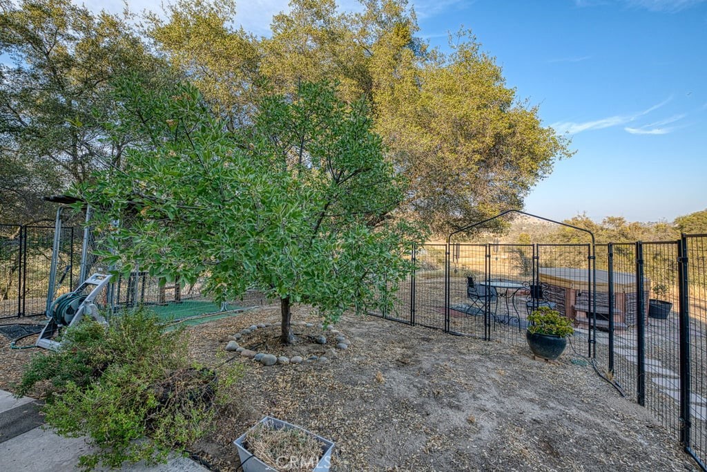 41810 Road 406, Coarsegold, CA 93614