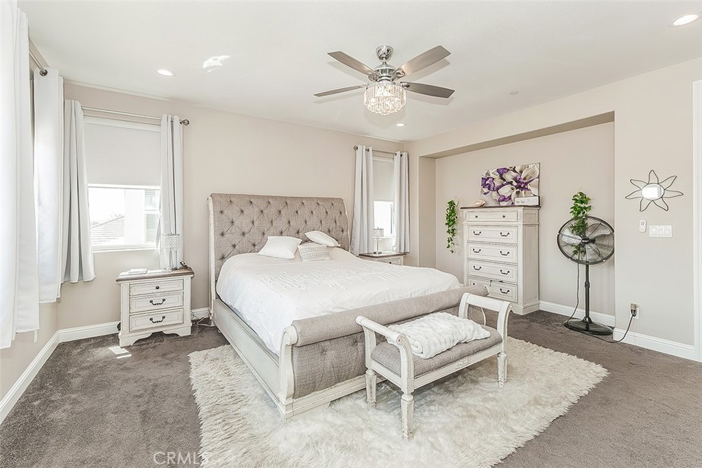 4475 Crown Bluffs Dr, Madera, CA 93636