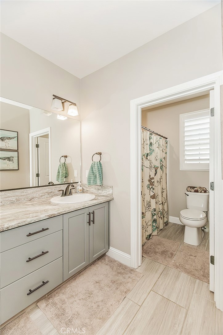 4475 Crown Bluffs Dr, Madera, CA 93636