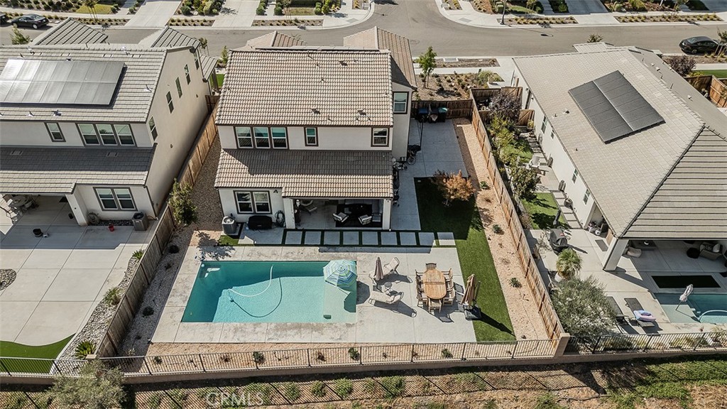 4475 Crown Bluffs Dr, Madera, CA 93636