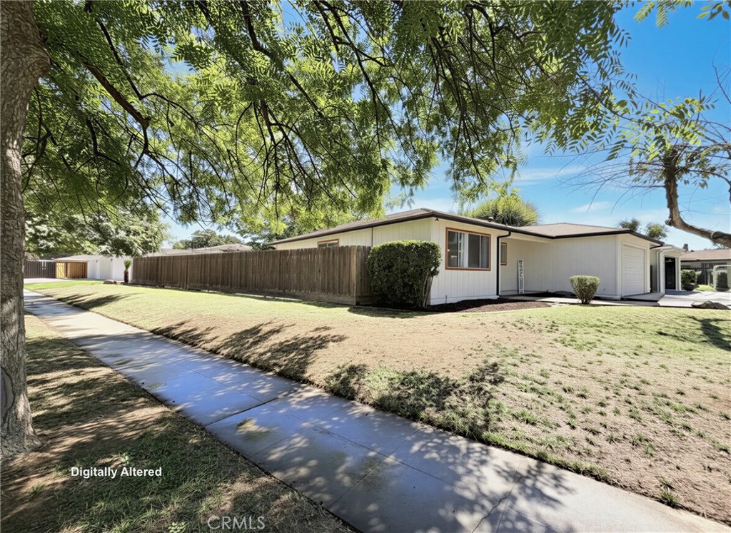 1833 W Pico, Fresno, CA 93705