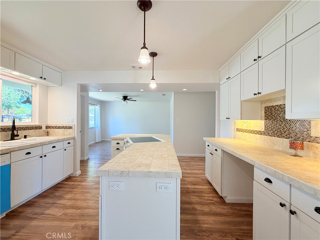 1833 W Pico, Fresno, CA 93705