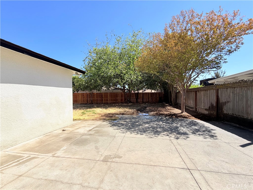 1833 W Pico, Fresno, CA 93705