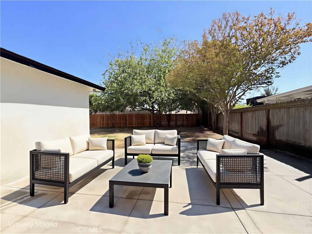 1833 W Pico, Fresno, CA 93705