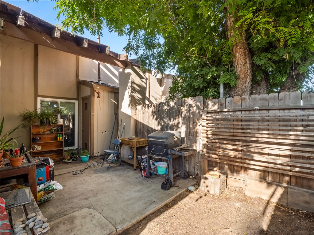 4654 N Chestnut, Fresno, CA 93726