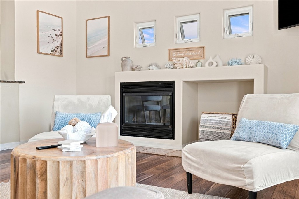Open Photo