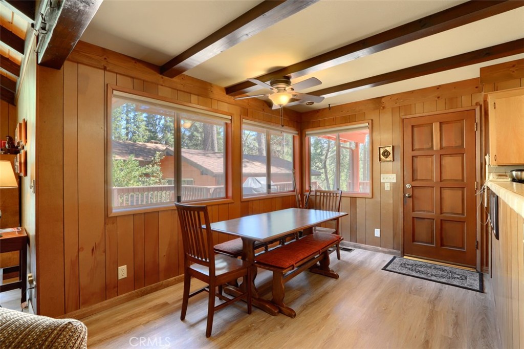 8067 Chilnualna Falls Rd, Wawona, CA 95389