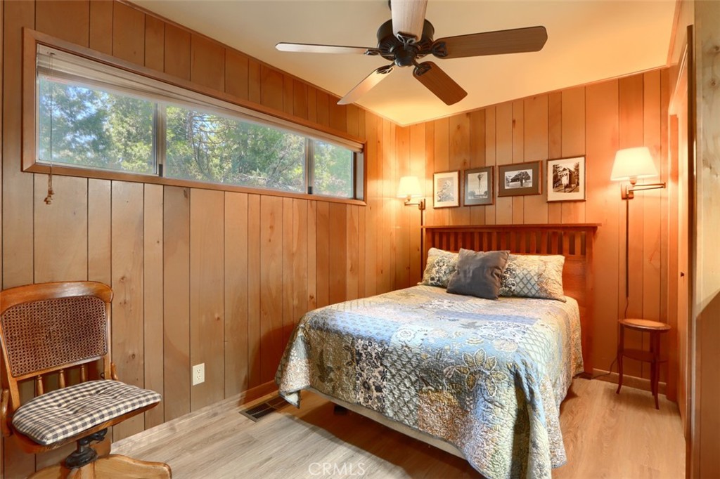 8067 Chilnualna Falls Rd, Wawona, CA 95389