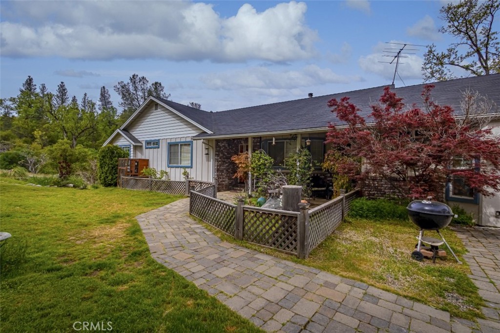 50622 Critter Creek Ln, Oakhurst, CA 93644
